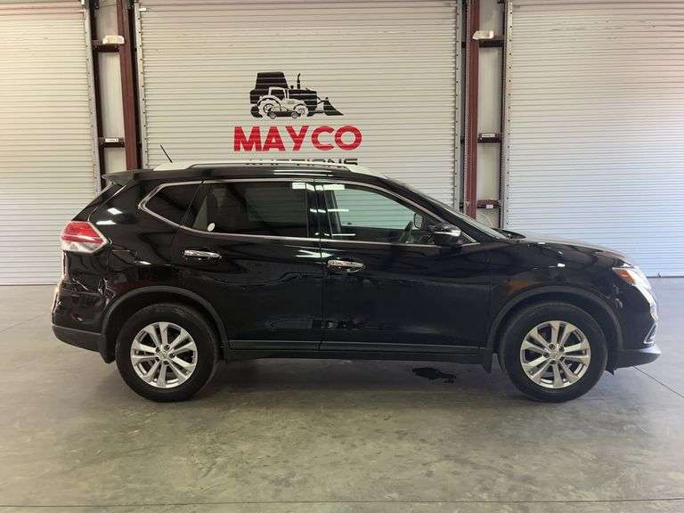 2015 NISSAN Rogue