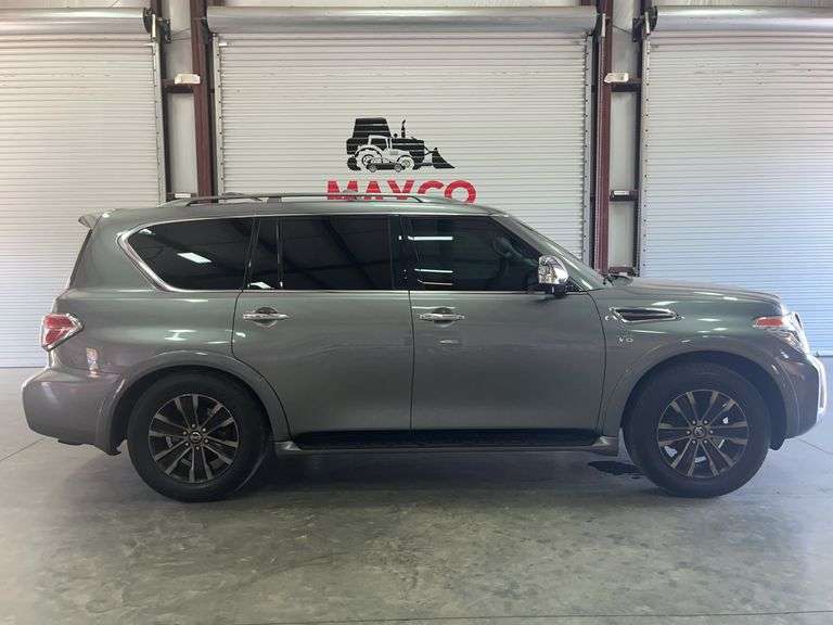 2017 NISSAN Armada