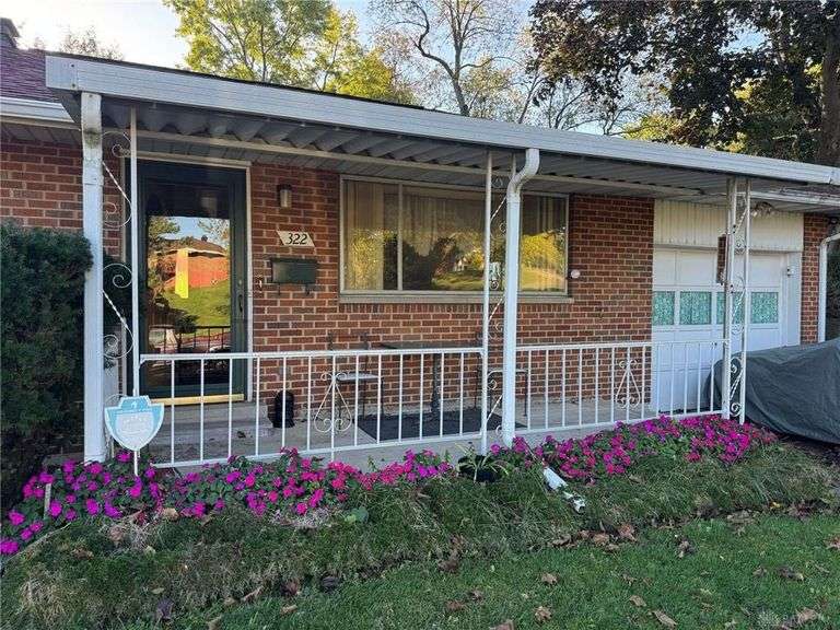 322 Shade Drive, Fairborn, OH