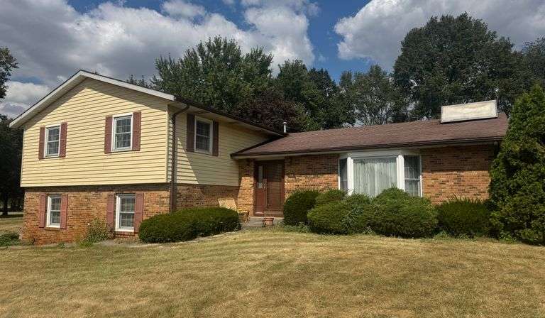 Wednesday, October 22 at 11am - 758 Oneida Dr. Springfield, Ohio