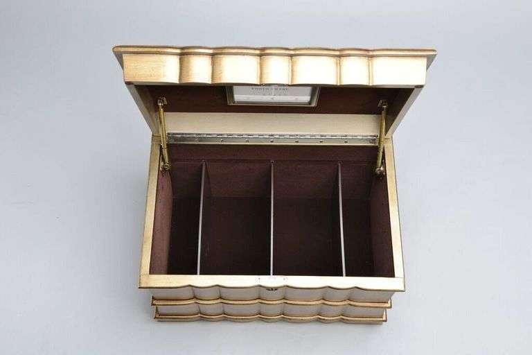 The Regent Life Chest