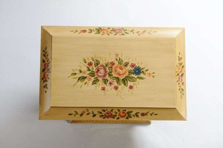 The Colonial Life Chest