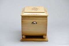 The Colonial Life Chest