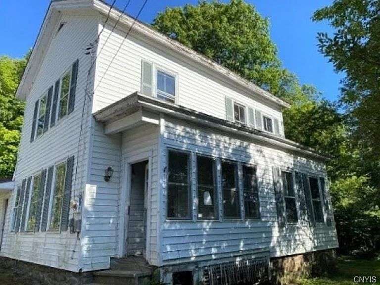 9666 Pleasant St., Remsen NY 13438