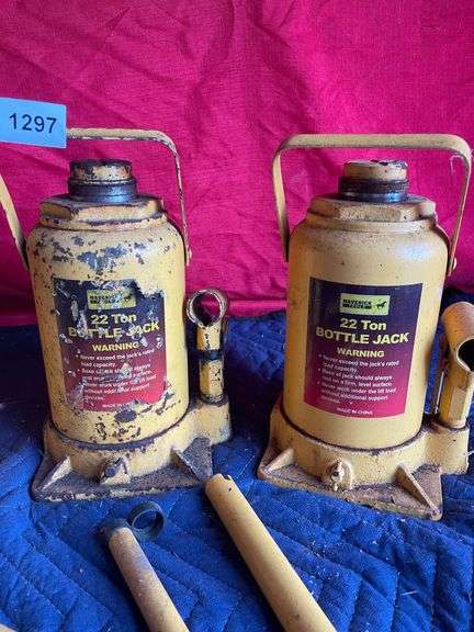 Group: (3) 22ton Maverick Bottle Jacks *(2) Worked When Tested, (1) Did Not*