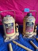 Group: (3) 22ton Maverick Bottle Jacks *(2) Worked When Tested, (1) Did Not*