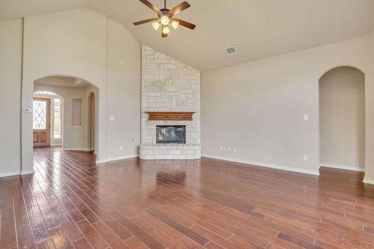 1418 E Oates Rd., Garland TX 75043