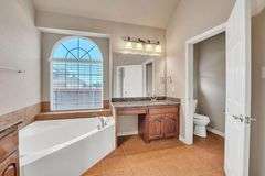 1418 E Oates Rd., Garland TX 75043
