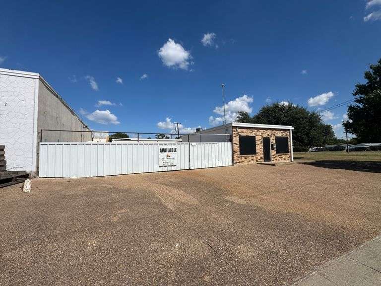 5115 Stanley Keller Rd., Haltom City TX 76117