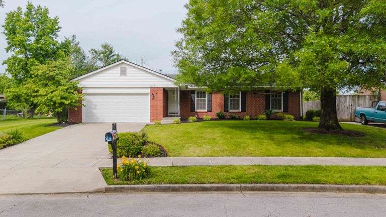 Absolute Auction: Live On-Site with Internet Bidding - 3256 Yellowstone Pkwy, Lexington KY 40517