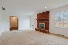 Absolute Auction: Live On-Site with Internet Bidding - 3256 Yellowstone Pkwy, Lexington KY 40517