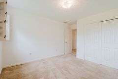 Absolute Auction: Live On-Site with Internet Bidding - 3256 Yellowstone Pkwy, Lexington KY 40517