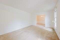 Absolute Auction: Live On-Site with Internet Bidding - 3256 Yellowstone Pkwy, Lexington KY 40517