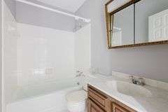 8904 Ayrshire Ave, Louisville KY 40222