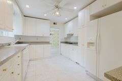 8904 Ayrshire Ave, Louisville KY 40222