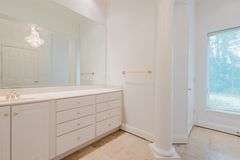 8904 Ayrshire Ave, Louisville KY 40222