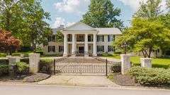 8904 Ayrshire Ave, Louisville KY 40222