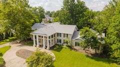 8904 Ayrshire Ave, Louisville KY 40222