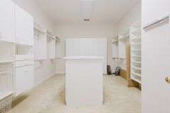 8904 Ayrshire Ave, Louisville KY 40222