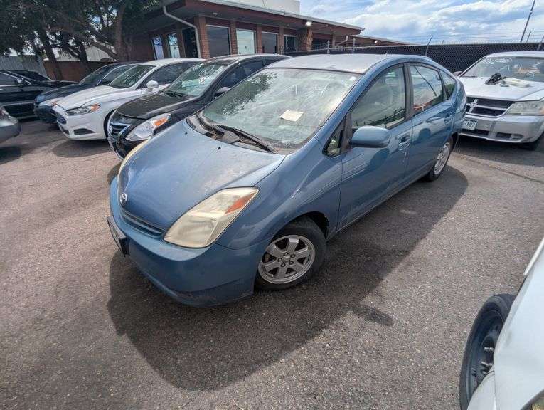 2004 TOYOTA  PRIUS