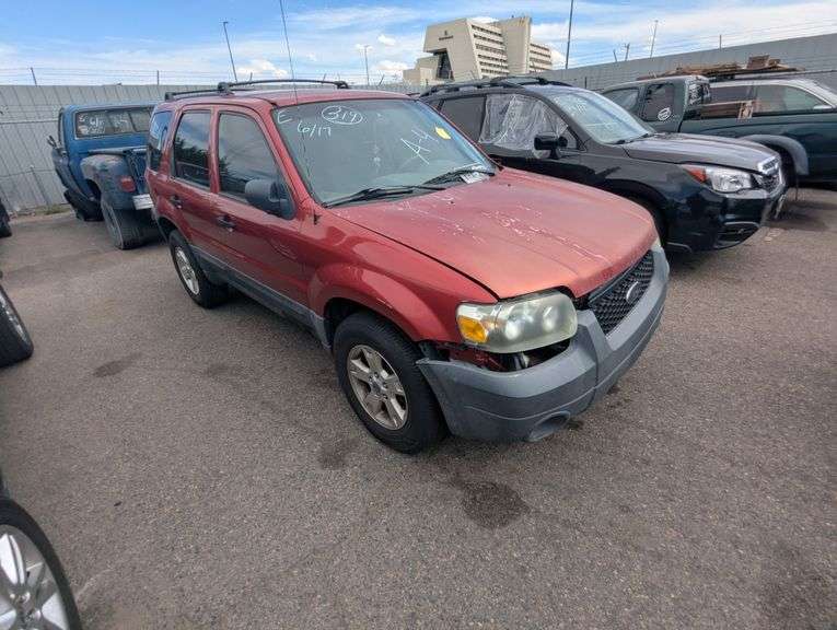 2005 FORD  ESCAPE