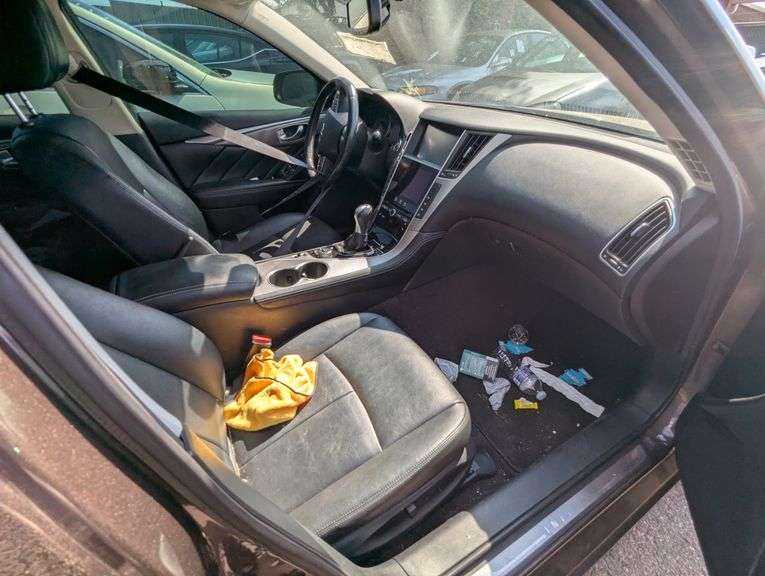 INFINITI  Q50