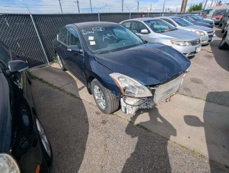 2010 NISSAN  ALTIMA