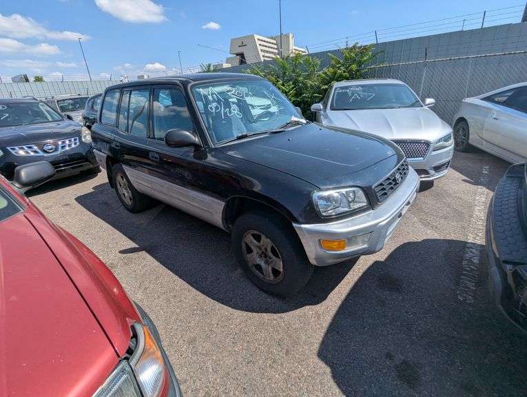 2000 TOYOTA  RAV4