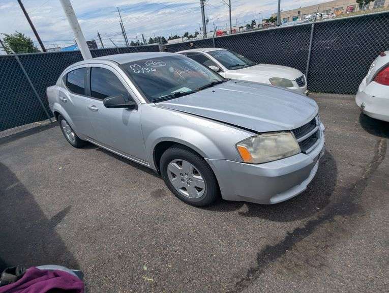 SALVAGE - 2010 DODGE  AVENGER