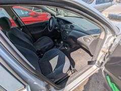 2000 FORD  FOCUS