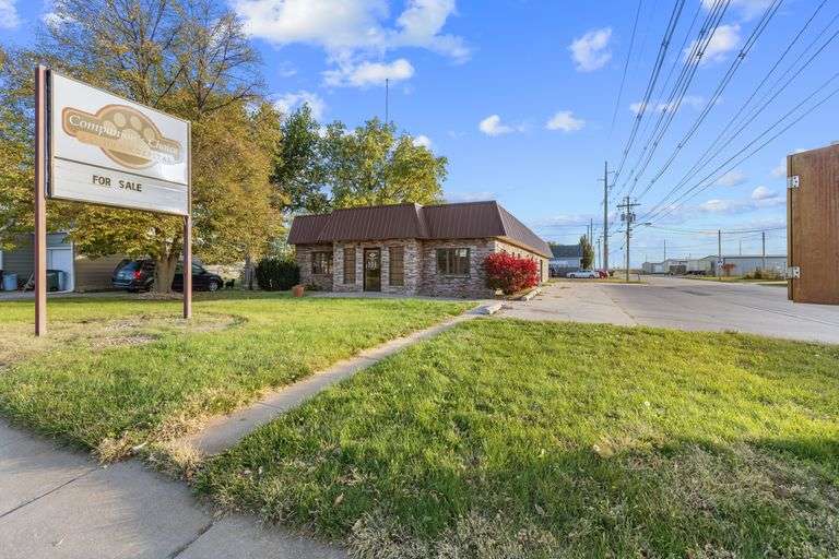 2217 W. 2ND ST.  HASTINGS, NE