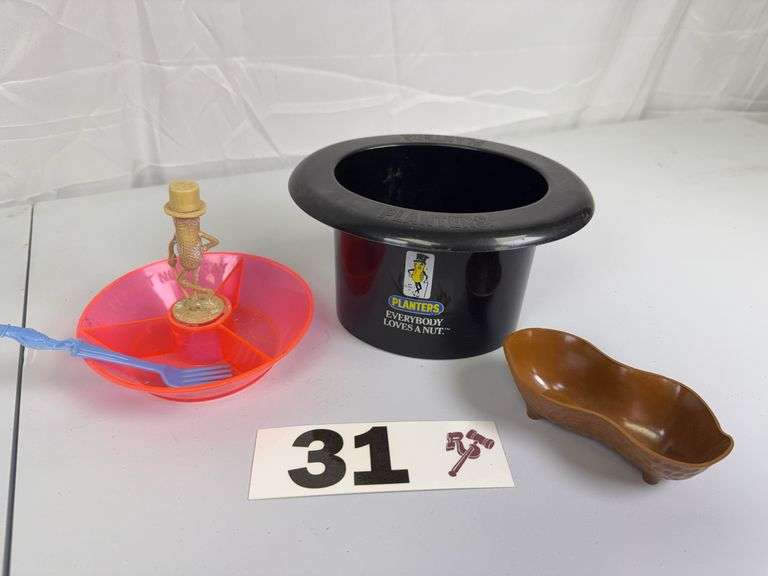 Planters Peanut Seriving Dishes