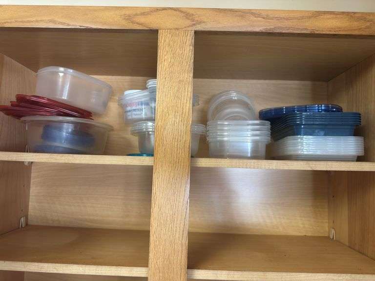 Anchor Hocking and Pyrex baking dishes