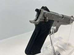 Smith & Wesson 1006 10mm