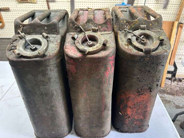 3 5 gallon metal jerry cans