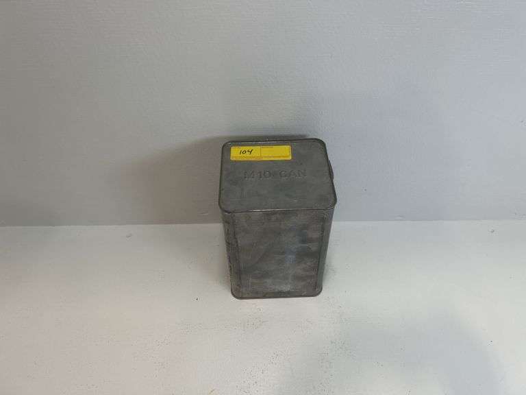 Vintage M10 .30 cal ammunition in can