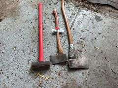 Sledgehammer and axes