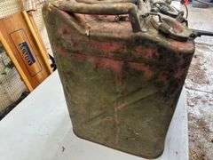 3 5 gallon metal jerry cans