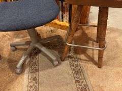 2 chairs with extension cord