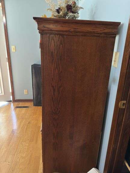 Oak entertainment center