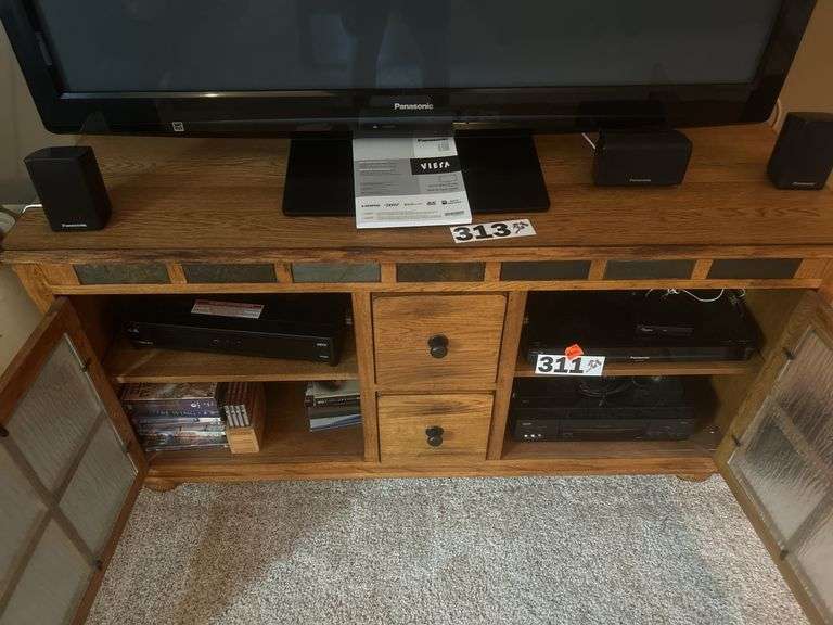 Entertainment center