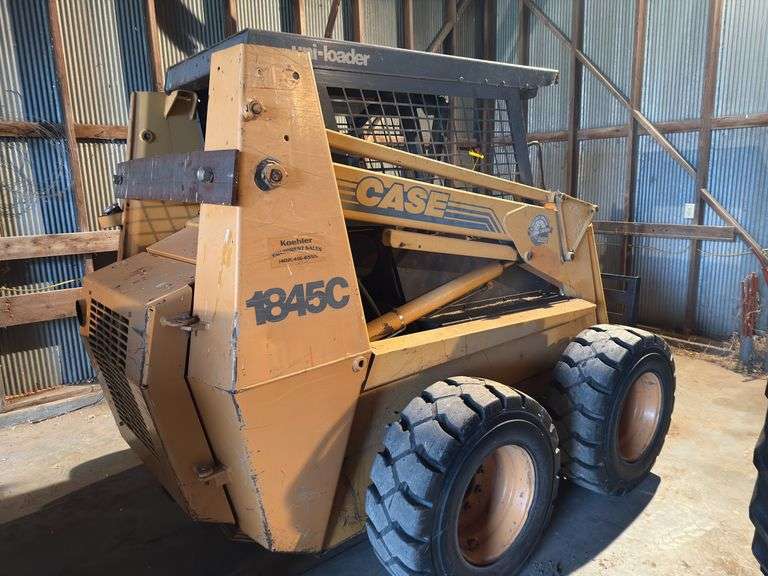 Case 1845C skid loader