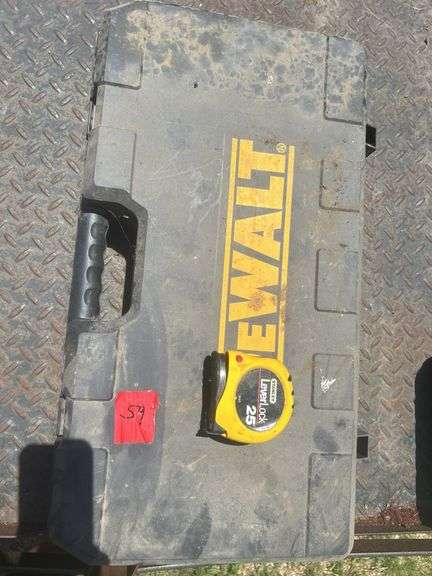 DeWalt grease gun