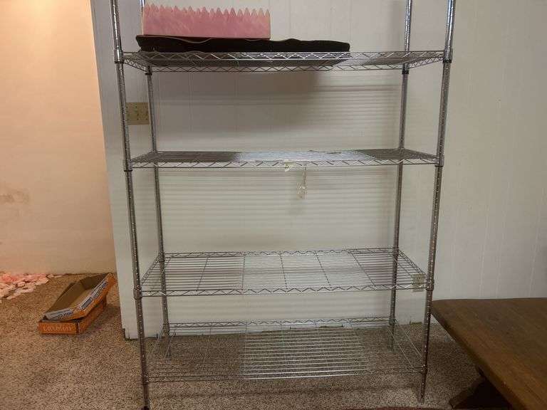 Wire rack with four shelves