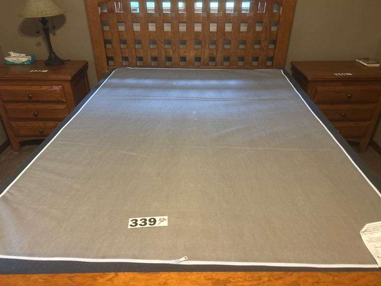 Queen bedframe and mattress set