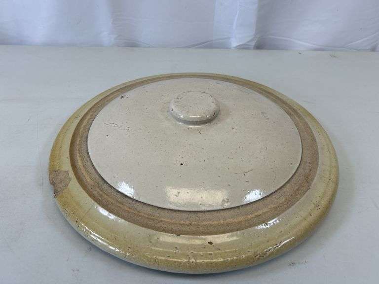 Water cooler lid