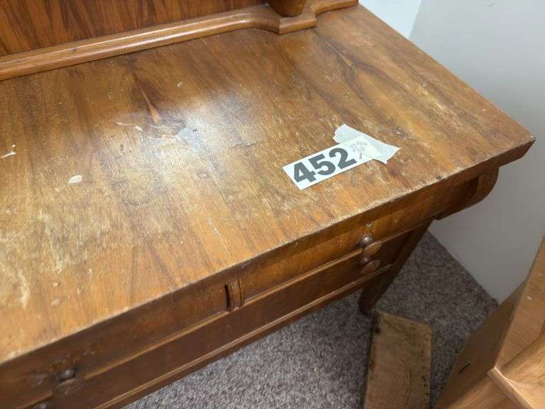 Vintage make up stand with mirro and dresser.