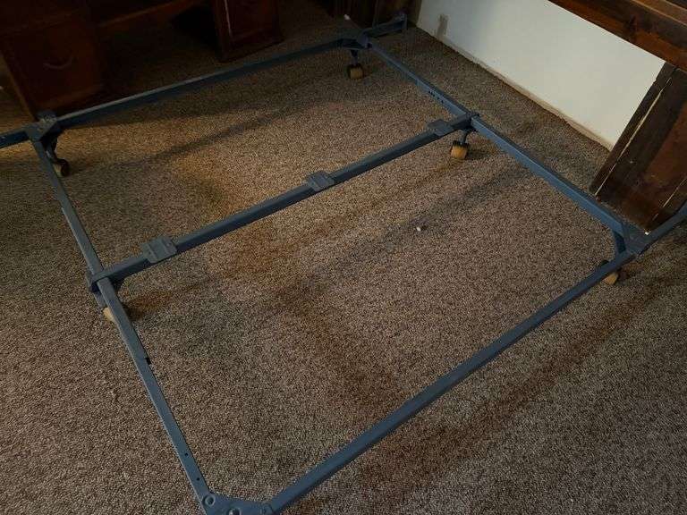 Retro headboard and frame