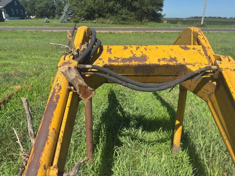 Massey Ferguson loader bucket