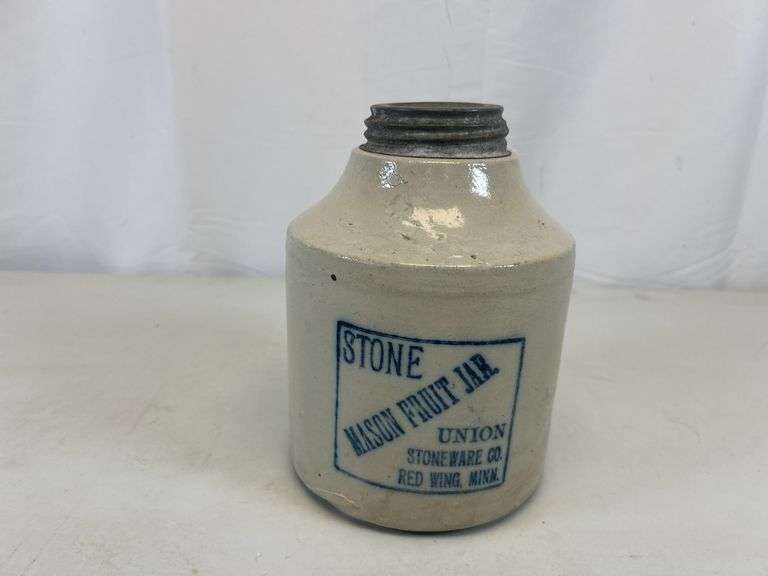 Red wing Mason fruit jar ￼